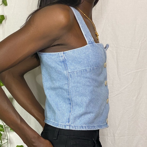 DENIM BUTTON UP CROP TOP - Picture 3 of 3